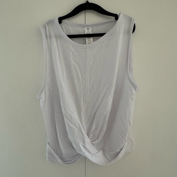 Like new-Alo Cover Tank in white - Picture 4 of 4